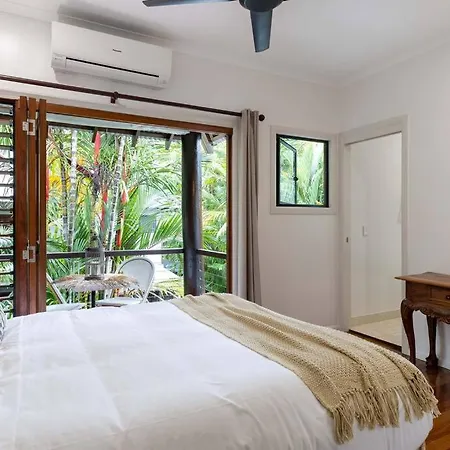 Melaleuca Villa With Private Pool-2